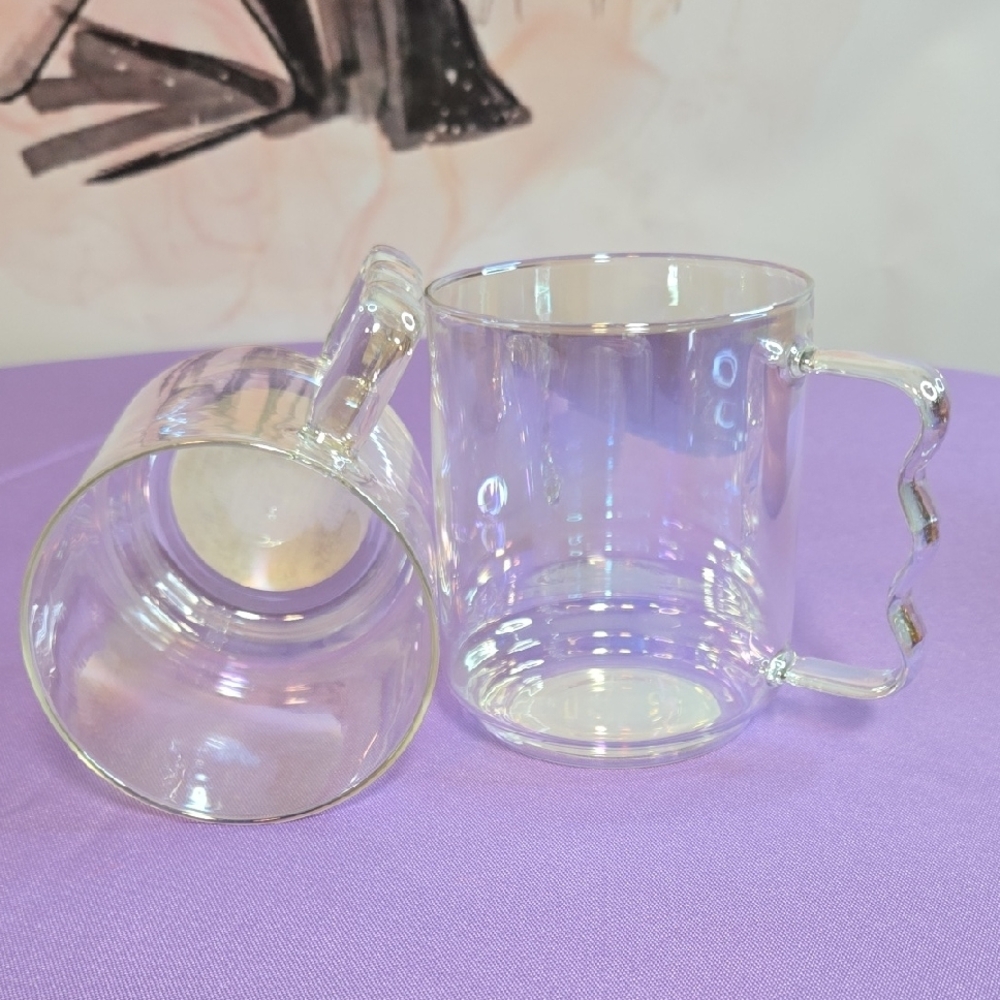 2 Room Essentials Transparent Glass Mugs with Curved Handles - Picture 3 of 4